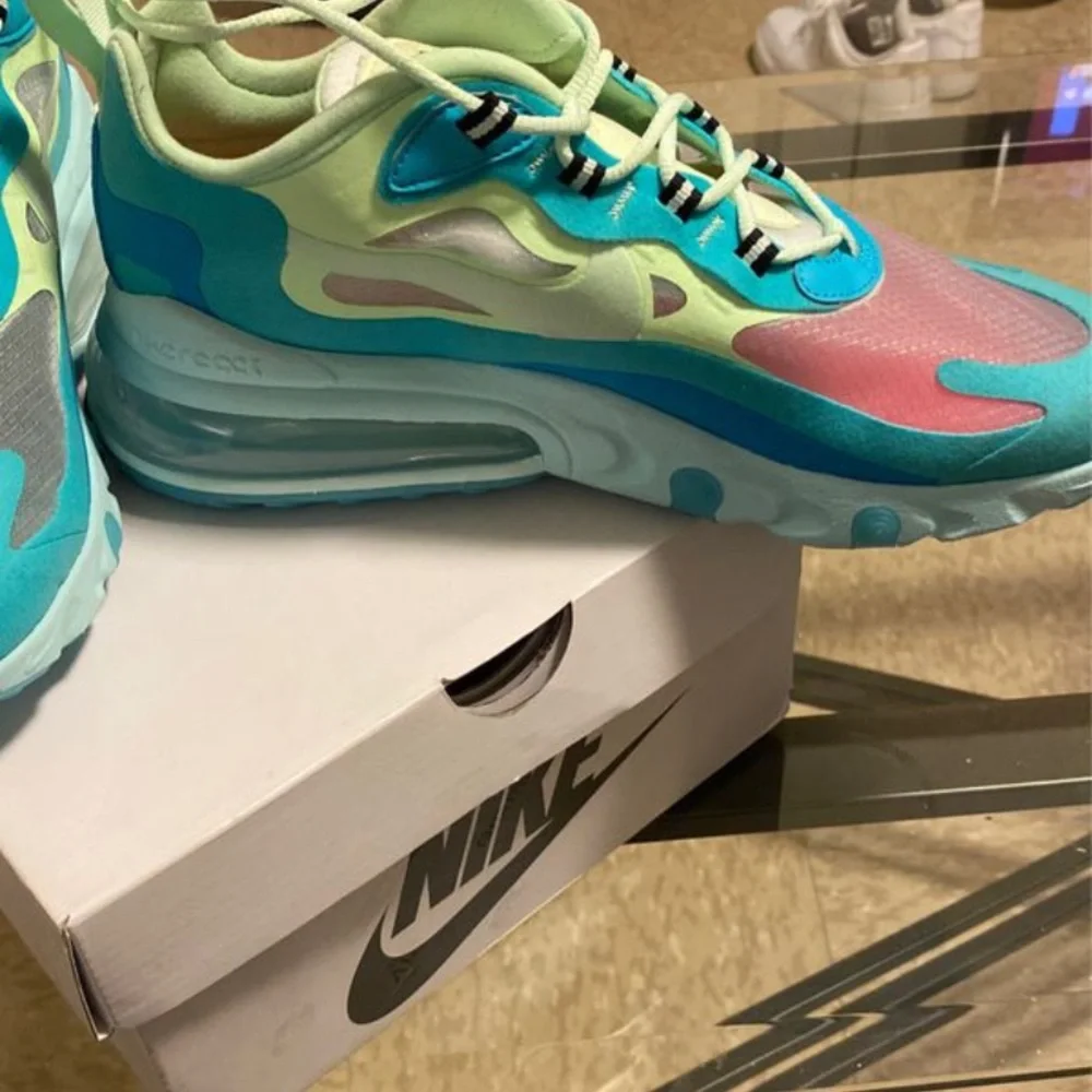 Nike AIR MAX Women's Multicolor Sneakers SIZE 8 FITS LIKE AN 8.5 - Picture 7 of 8